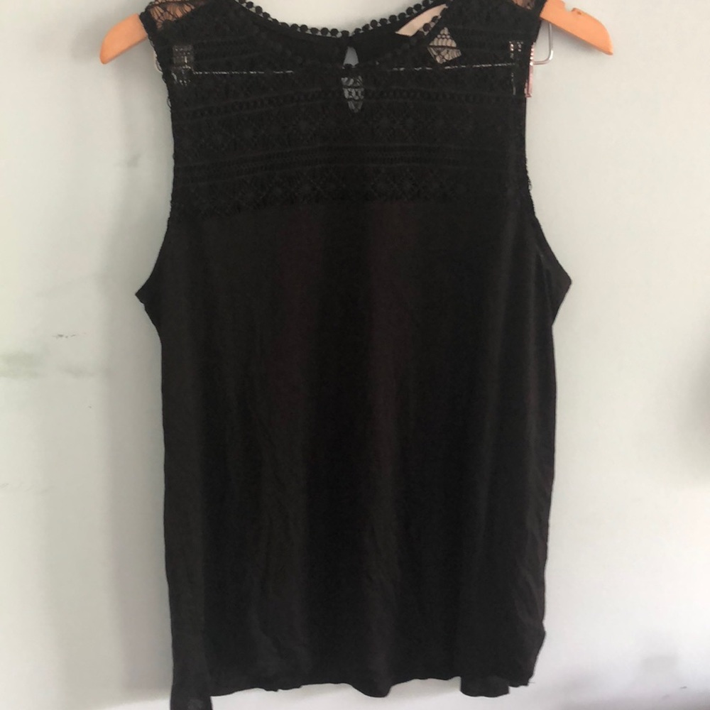 dainty top